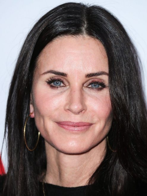 Courteney+danes%2C+ko+ne+uporablja+ve%C4%8D+polnil+%28Foto%3A+Profimedia%29