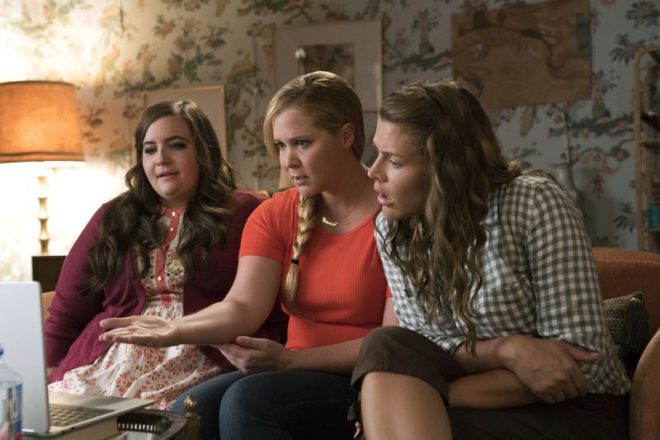 Aidy+Bryant%2C+Amy+Schumer%2C+and+Busy+Phillips+star+in+I+FEEL+PRETTY