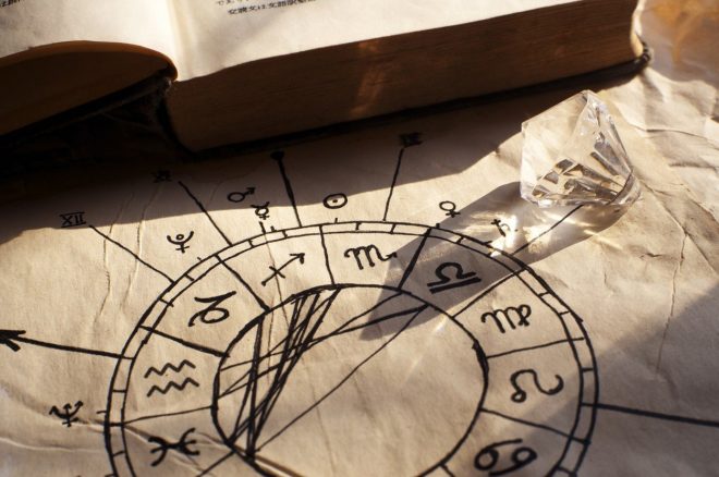 Tedenski+horoskop+za+%C5%BDenska.si+pripravlja+astrologinja+Romana+Pogorel%C4%8Dnik+%28foto%3AProfimedia%29