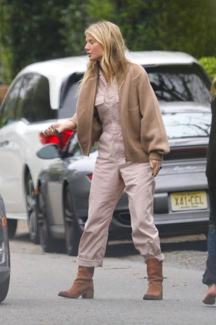 Gwyneth+Paltrow+%28Foto%3A+Profimedia%29%0A%0A%0A%0A%2AUK+Clients+-+Pictures+Containing+Children%0APlease+Pixelate+Face+Prior+To+Publication%2A%2C+Image%3A+416997182%2C+License%3A+Rights-managed%2C+Restrictions%3A+%2C+Model+Release%3A+no%2C+Credit+line%3A+Profimedia%2C+Backgrid+USA