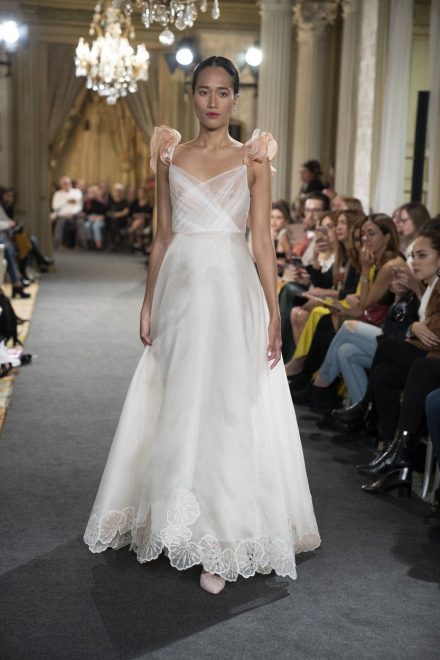 Obleka+CRISTINA+PINA+%28Foto%3A+Profimedia%29