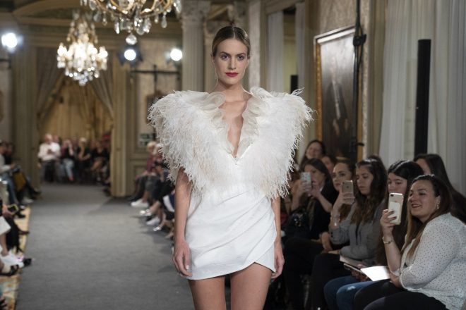 Obleka+CRISTINA+PINA+%28Foto%3A+Profimedia%29