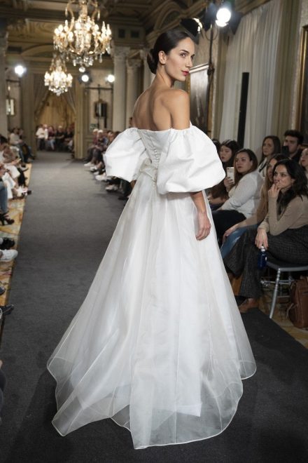 Obleka+CRISTINA+PINA+%28Foto%3A+Profimedia%29