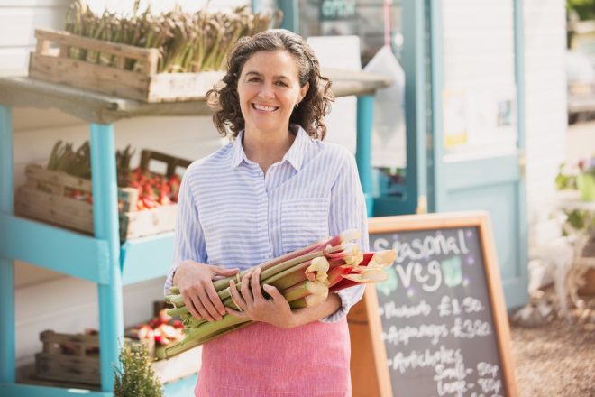 Rabarbara+je+izjemno+vsestranska+in+zdrava%21+%28Foto%3A+Profmedia%29