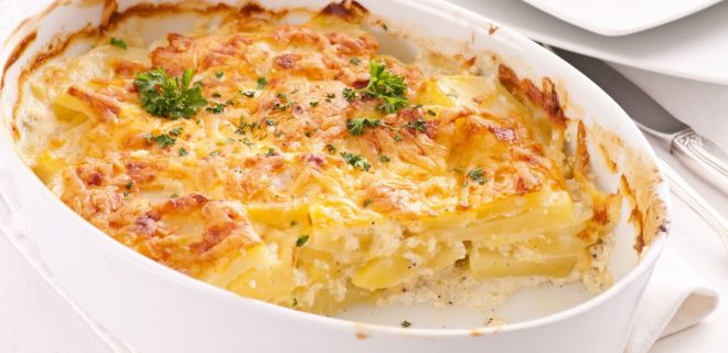 Gratiniran krompir s čebulo