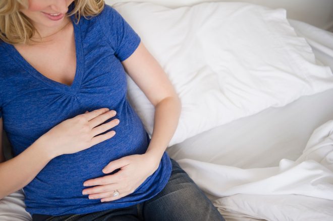 Porod+lahko+spo%C5%BEi%C5%A1+na+povsem+naraven+na%C4%8Din+%28Foto%3A+Profimedia%29