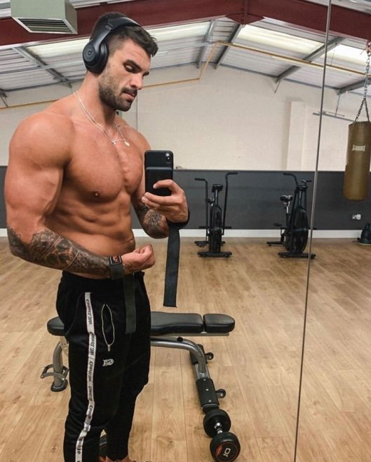 %28Foto%3A+Profimedia%29