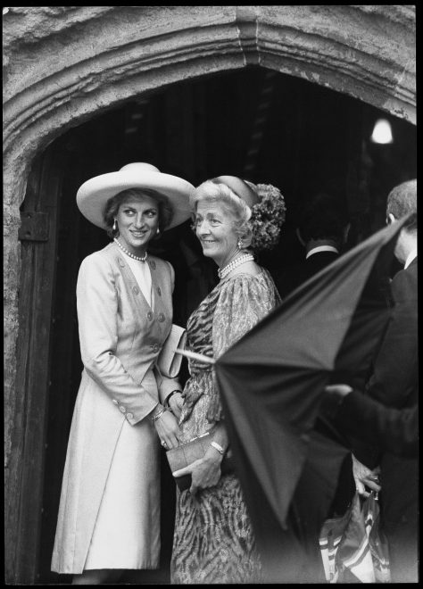 Princesa+Diana+z+mamo%2C+Frances+Shand+Kydd+%28Foto%3A+Profimedia%29