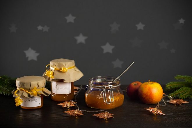 Bo%C5%BEi%C4%8Dna+jabol%C4%8Dna+marmelada+%28Foto%3A+Profimedia%29