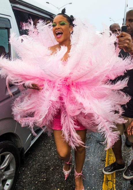 Rihanna+na+paradi+na+rodnem+Barbadosu+%28Foto%3A+Profimedia%29
