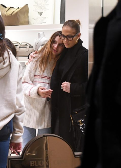 Jennifer+Lopez+s+h%C4%8Derko+svojega+zaro%C4%8Denca+Alexa+Rodrigueza+%28Foto%3A+Profimedia%29