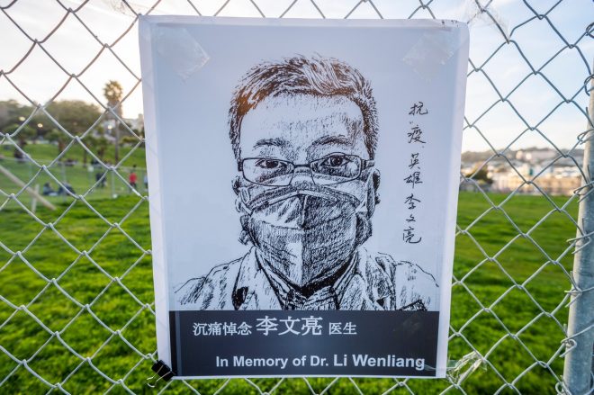 Kitajski+zdravnik+Li+Wenliang+je+%C5%BEelel+posvariti+svet+pred+uni%C4%8Dujo%C4%8Dim+virusom+%28Foto%3A+Profimedia%29