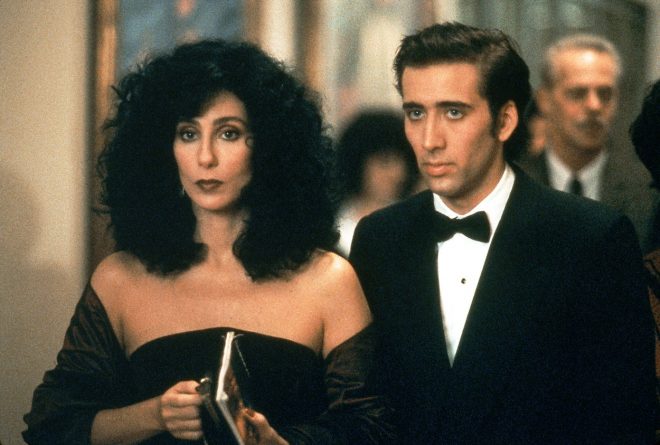 Cher+in+Nicolas+Cage+v+filmu+Moonstruck+leta+1987+%28Foto%3A+Profimedia%29