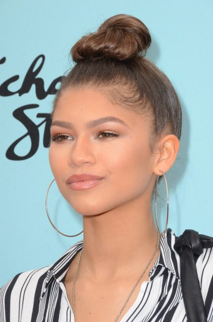 Zendaya+in+njena+figa+na+vrhu+glave+%28Foto%3A+Profimedia%29