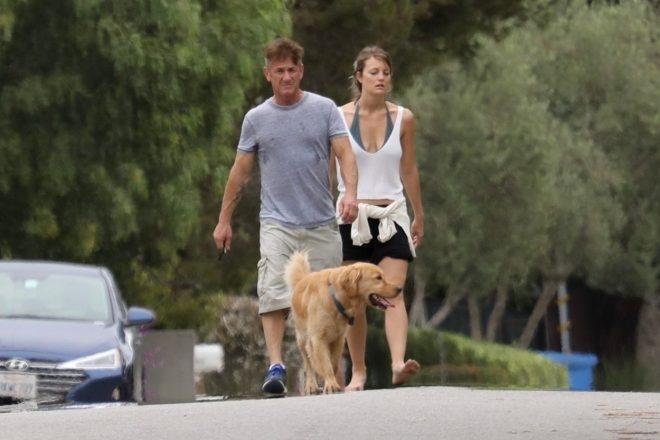 Sean+Penn+s+svojo+novo%2C+30+let+mlaj%C5%A1o+%C5%BEeno+%28Foto%3A+Profimedia%29