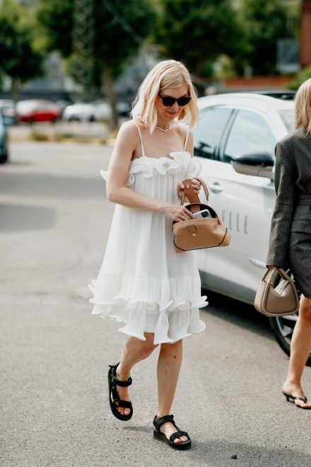 Josephine+Aakrogh+na+modni+reviji+Mark+Kenly+Domino+Tan+%28Foto%3A+Profimedia%29