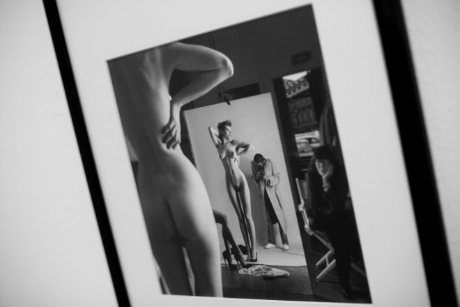 Avtoportret+z+%C5%BEeno+June+in+manekenkami+%28Foto%3A+Profimedia%29