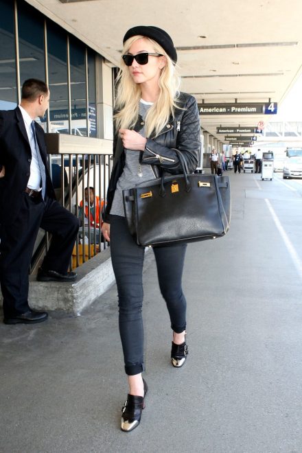 Salonarji+s+kovinskimi+detajli+%28Foto%3A+Profimedia%29