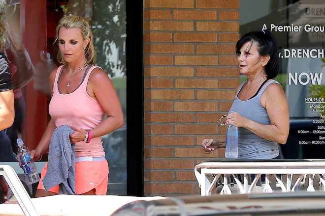 Britney+in+mama+Lynne+%28Foto%3A+Profimedia%29